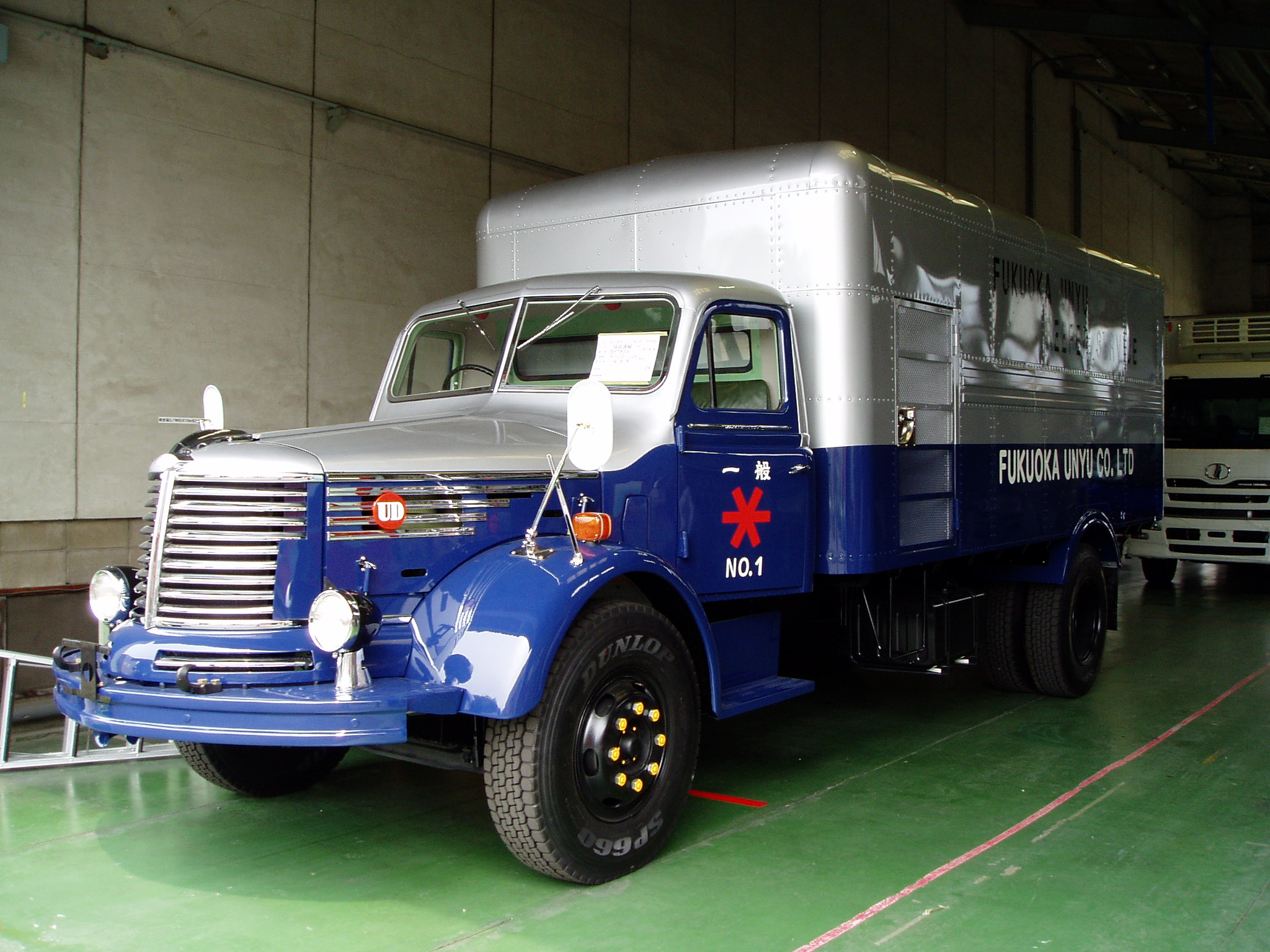 福岡運輸 矢野式冷凍車 第一号 記念模型 産業技術史資料データベース